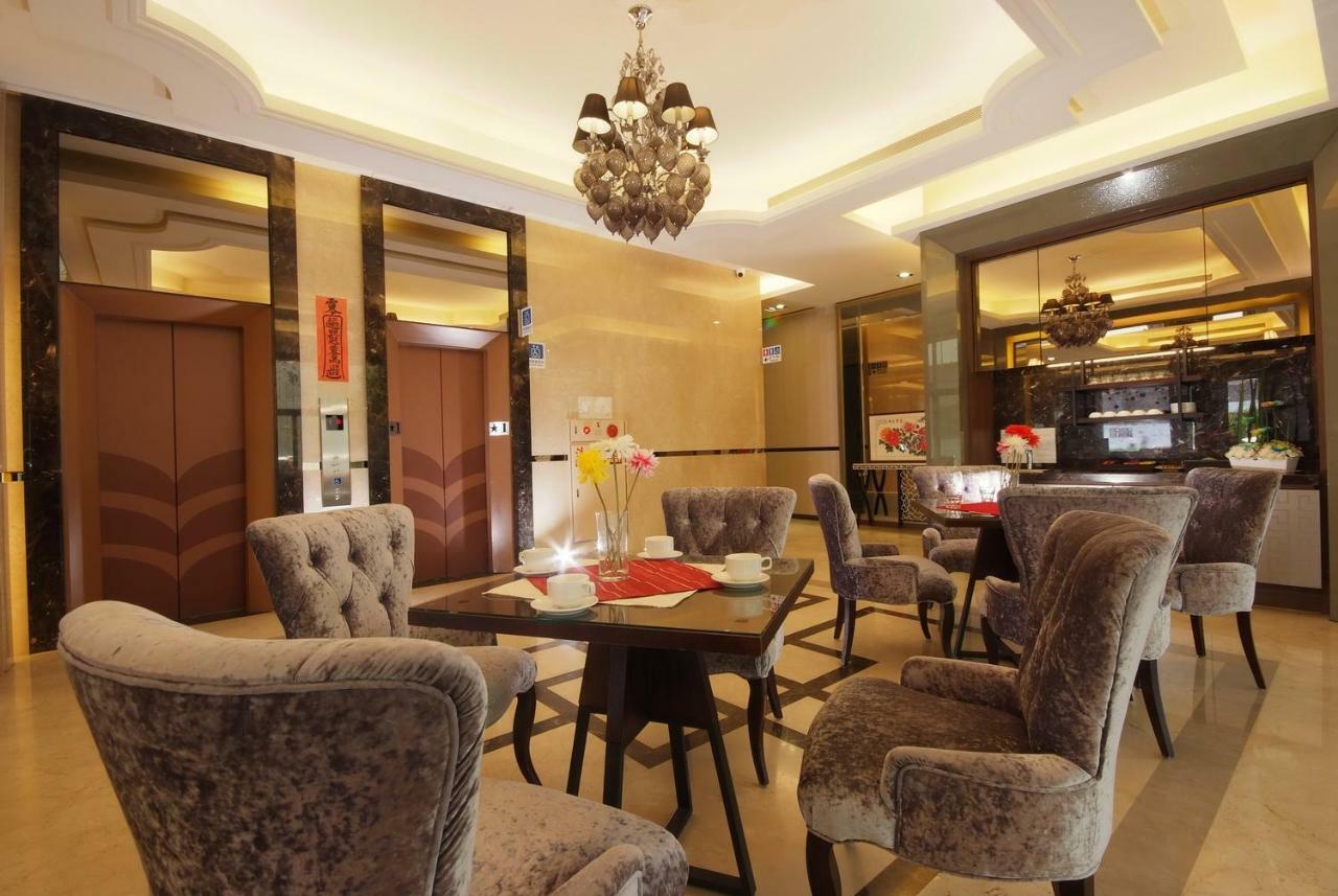 เดอะ เมโทร โฮเต็ล ไถจง Hotel ภายนอก รูปภาพ